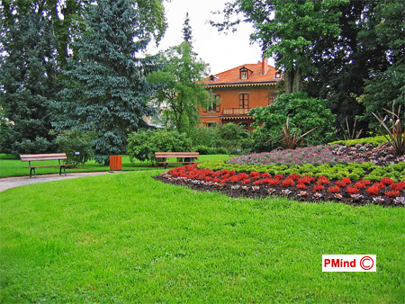 Le chalet : image d'origine. 